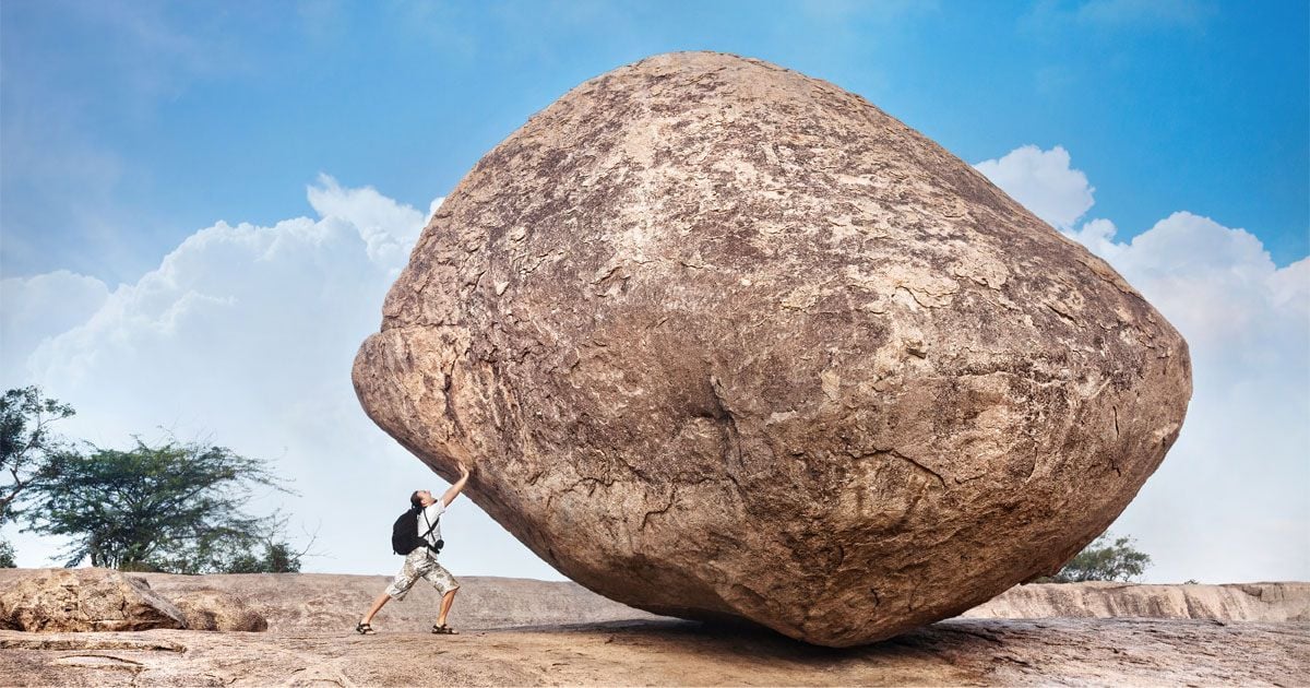 Megalophobia - What Is The Fear Of Large Objects And How To Deal With It