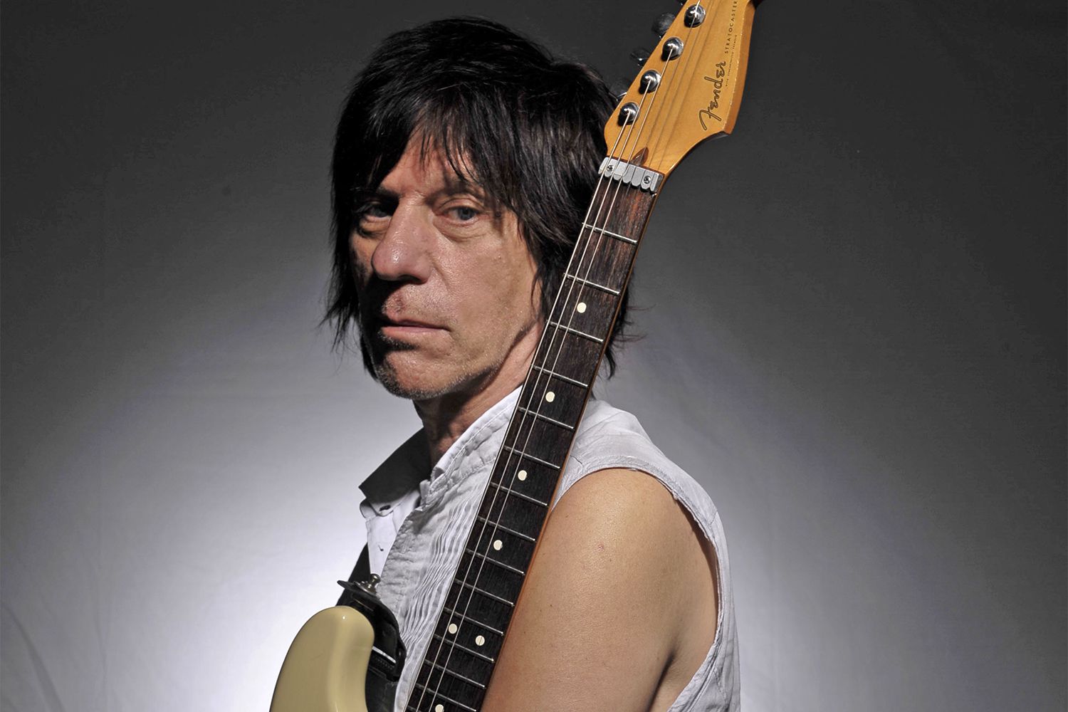 What Makes Jeff Beck Truly One Of One Among Guitar Legends?